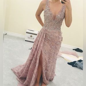 Pink dress terani